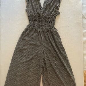 NWT Max Studio Sleeveless Polka Dot/Geometric Jumpsuit Large
